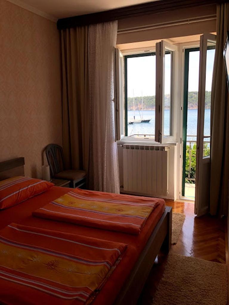 Apartments And Rooms By The Sea Barbat, Rab - 4973 Rab Town Bilik gambar