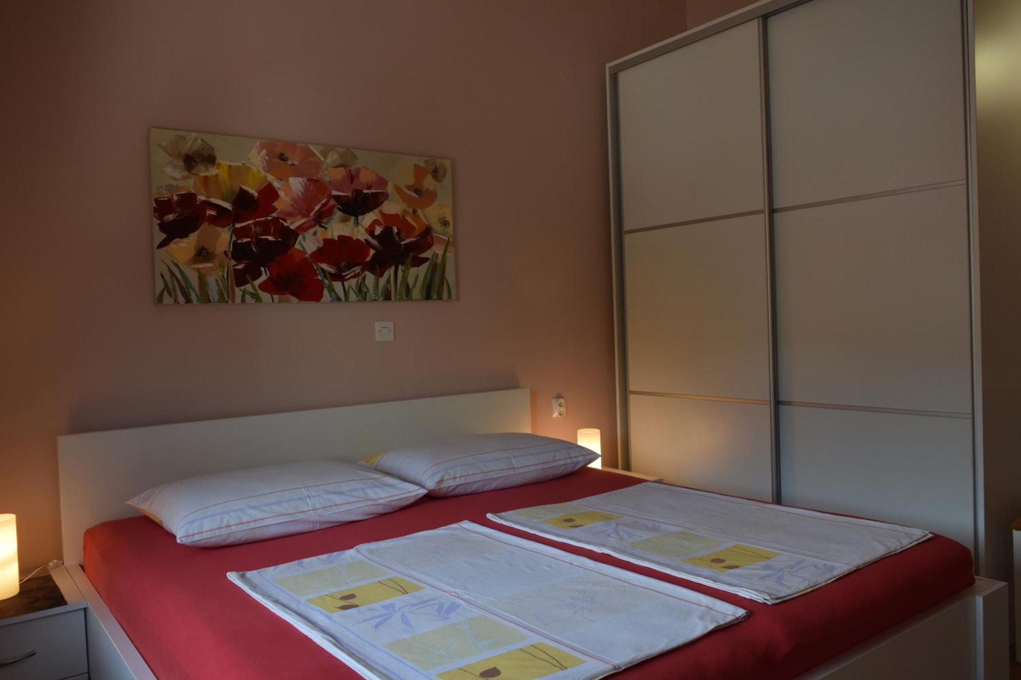 Apartments And Rooms By The Sea Barbat, Rab - 4973 Rab Town Bilik gambar